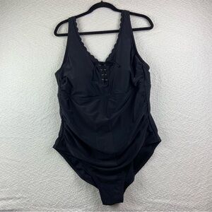 Kona Sol Elegant Black Swimsuit. Women’s size 22w.